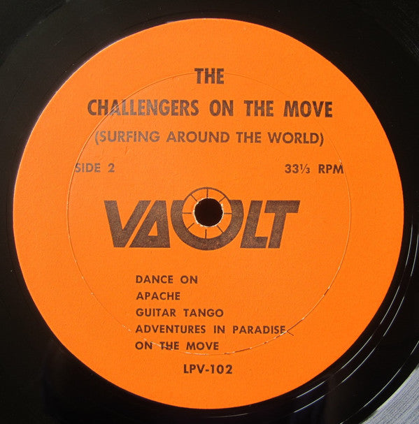 Challengers - The Challengers On The Move (Surfing Around The World)  (M) (Vinyl LP)