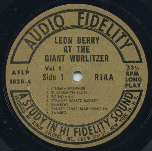Berry, Leon - Giant Wurlitzer Pipe Organ Volume 1 (VG) (Vinyl LP)