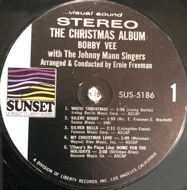 Vee, Bobby With The Johnny Mann Singers - The Christmas Album (VG+) (Vinyl LP)